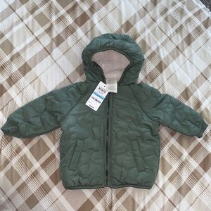 NWT First Impressions army green. Size 3-6 mo’s.